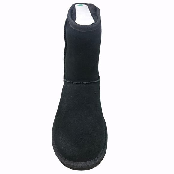 Koolaburra by UGG Girls Black Winter Suede Short Boots 
Size 4 
New In Box - Picture 2 of 7